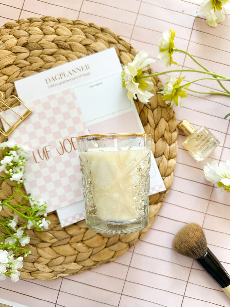 Geurkaars royal rose - conceptstore Liefs uit Zierikzee