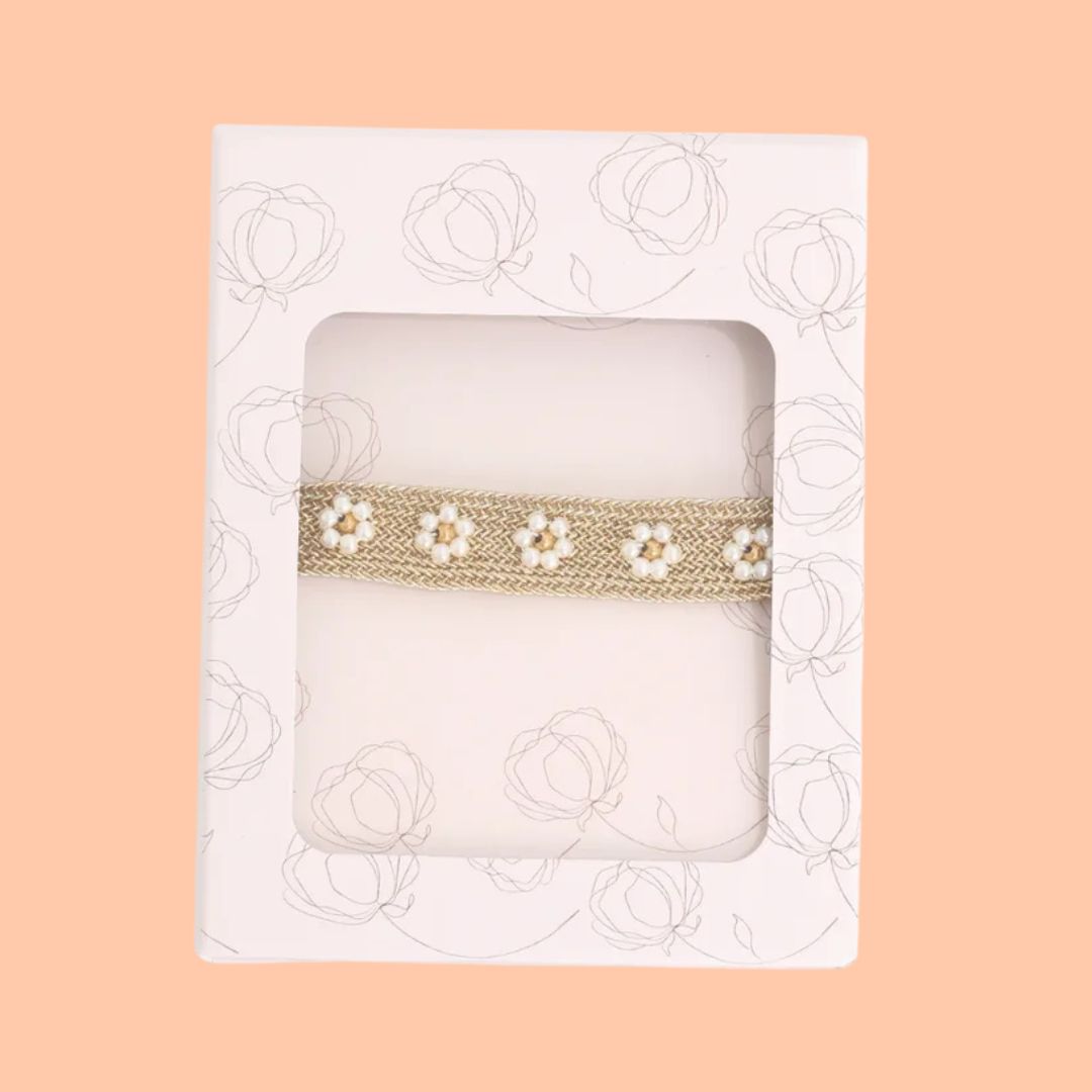 Armband flower white - Liefs uit Zierikzee