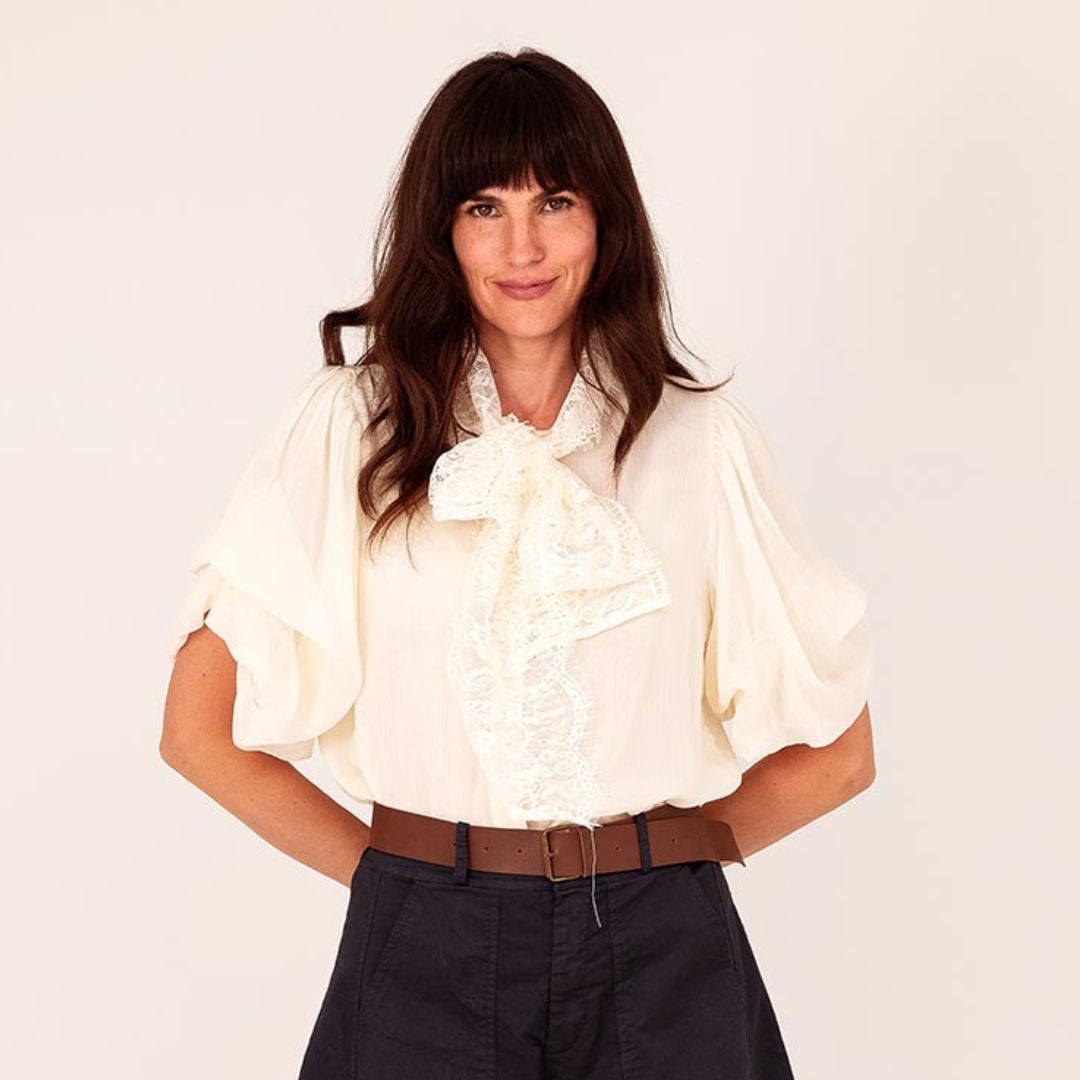 Blouse met kant en strik - conceptstore Liefs uit Zierikzee 