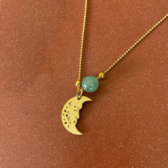 Moonface jade golden necklace